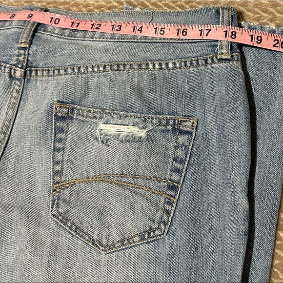 DECREE Boyfriend Jeans - Picture 9 of 10